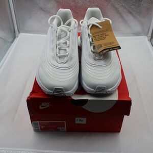 Nike Air Max Fire Triple White Womens Shoes Size 9.5 NIB Sneaker Running IF2620